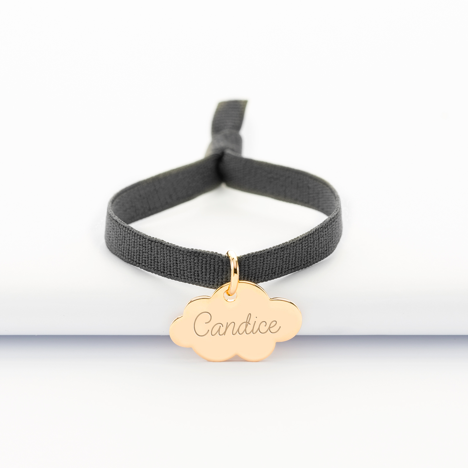 Bracelet plaqué or enfant cordon élastique médaille personnalisée gravée  nuage 20x14 mm - Happybulle x Barbapapa