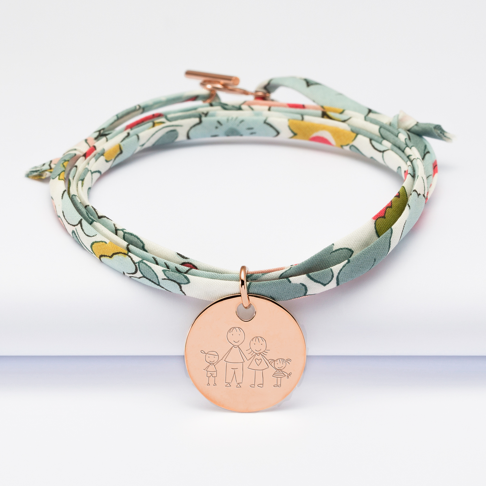 Bracelet personnalisé 3 tours liberty médaille gravée plaqué or rose 19 mm  | HappyBulle