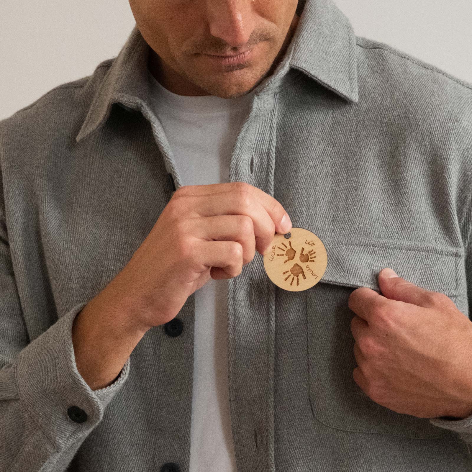 Porte-clés personnalisé gravé bois médaille ronde 50 mm