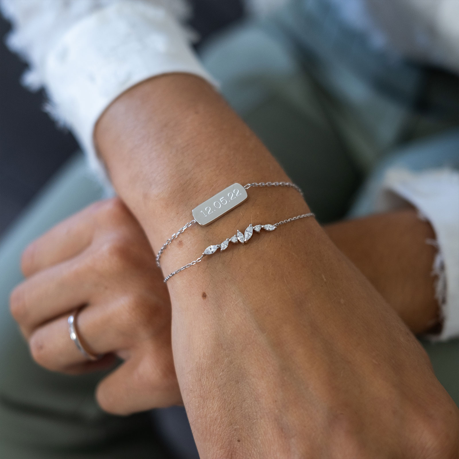 Personalized Silver Bar Bracelet for Woman – Jewelryhills